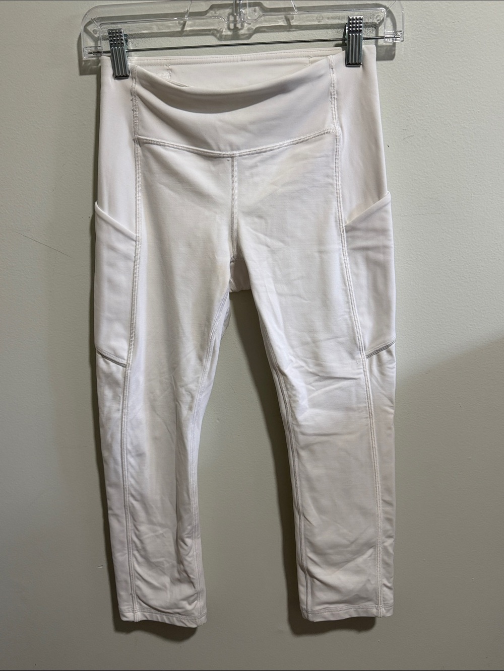 Lululemon Speed Up Crop Leggings w/Pockets Size 4